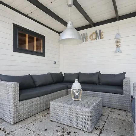 Holiday home Zonneschijn